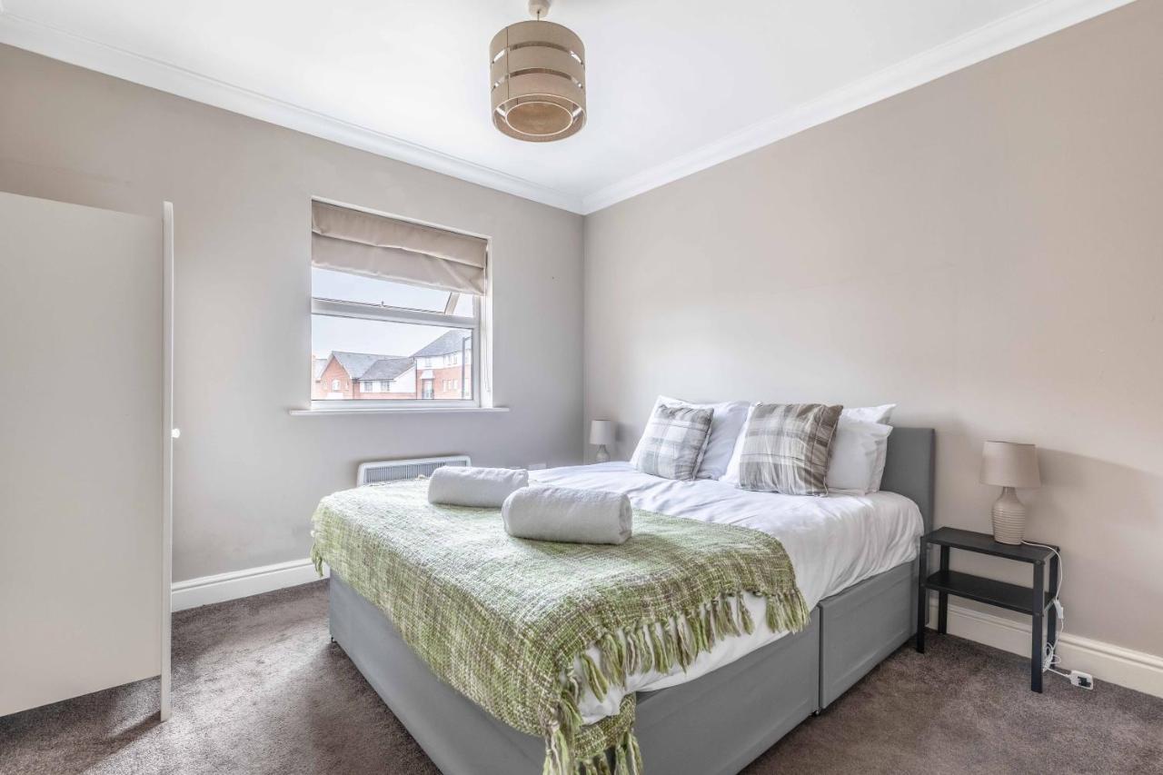 Cosy Central Windsor Apartment & Free Parking! Exterior foto